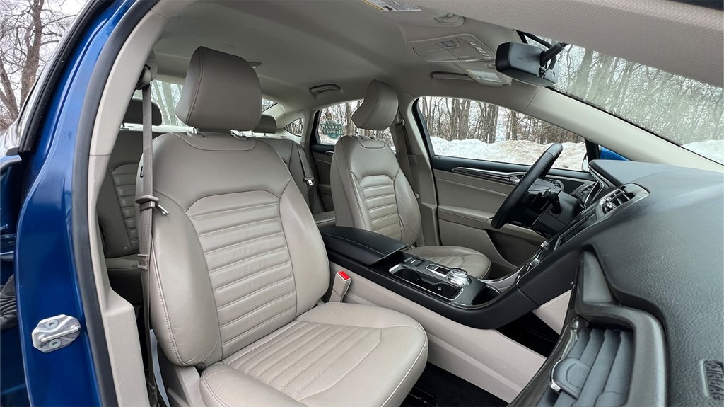 2017 Ford Fusion Image 17