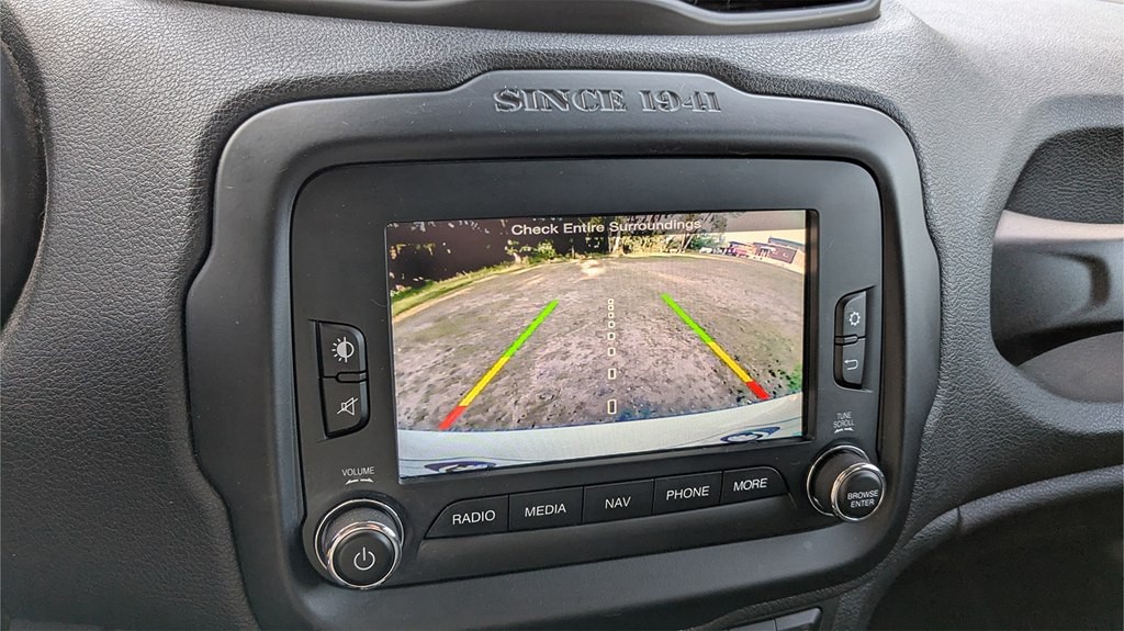 2015 Jeep Renegade Image 14