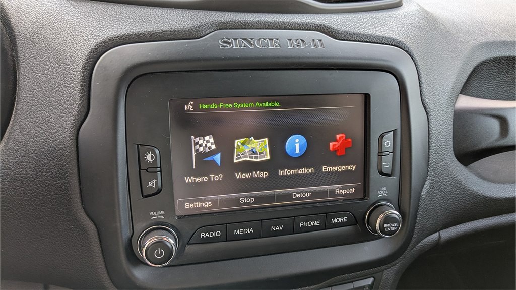 2015 Jeep Renegade Image 15