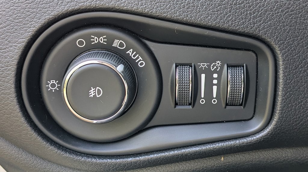 2015 Jeep Renegade Image 19