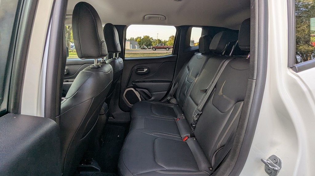 2015 Jeep Renegade Image 22