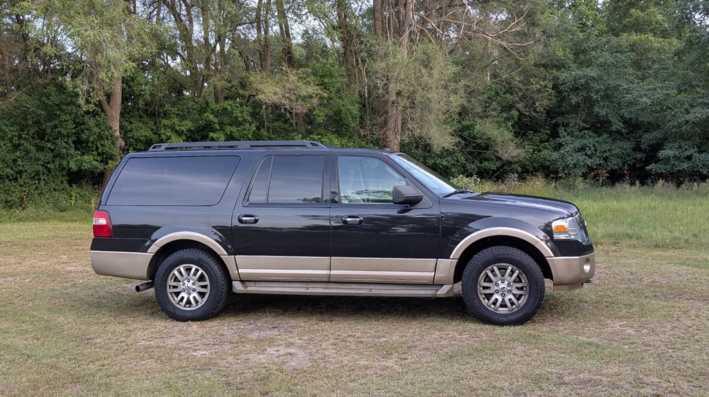 2014 Ford Expedition Image 2