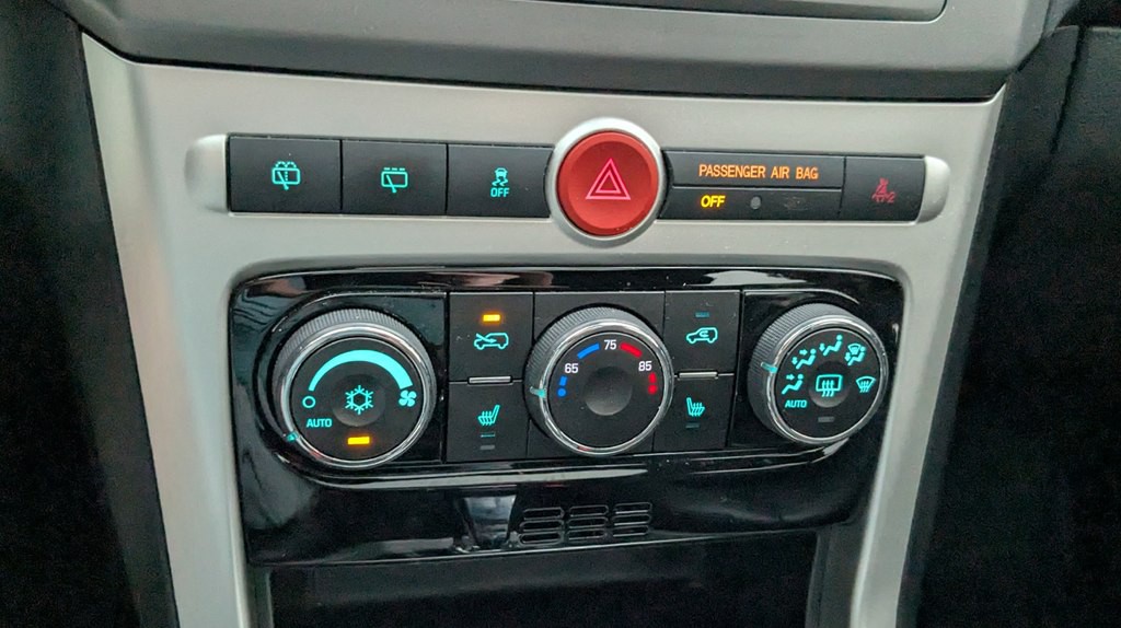 2014 Chevrolet Captiva Image 15