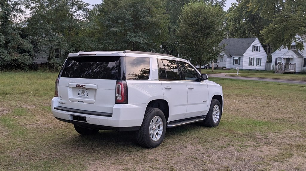 2016 GMC Yukon Image 3