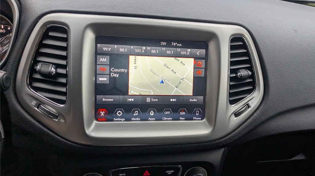 2018 Jeep Compass Image 14