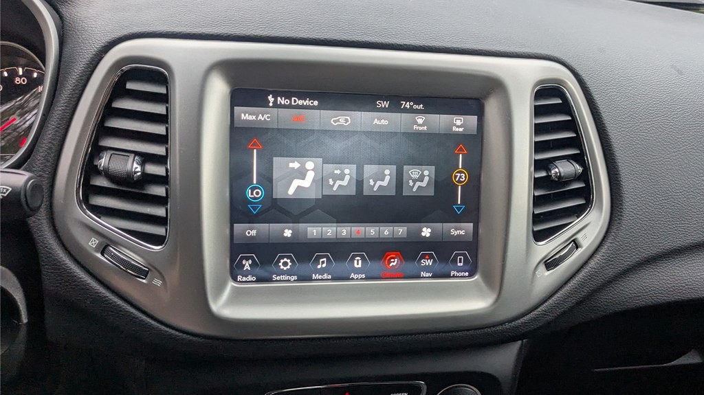 2018 Jeep Compass Image 15