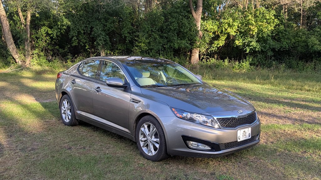 2013 Kia Optima Image 1
