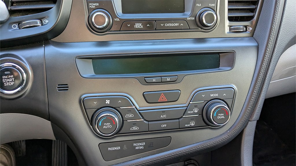2013 Kia Optima Image 17