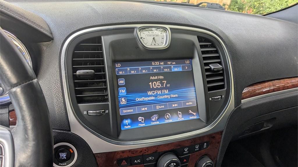 2014 Chrysler 300 Image 14