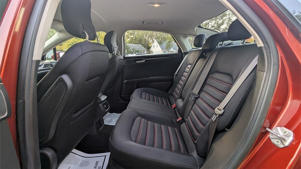 2014 Ford Fusion Image 19