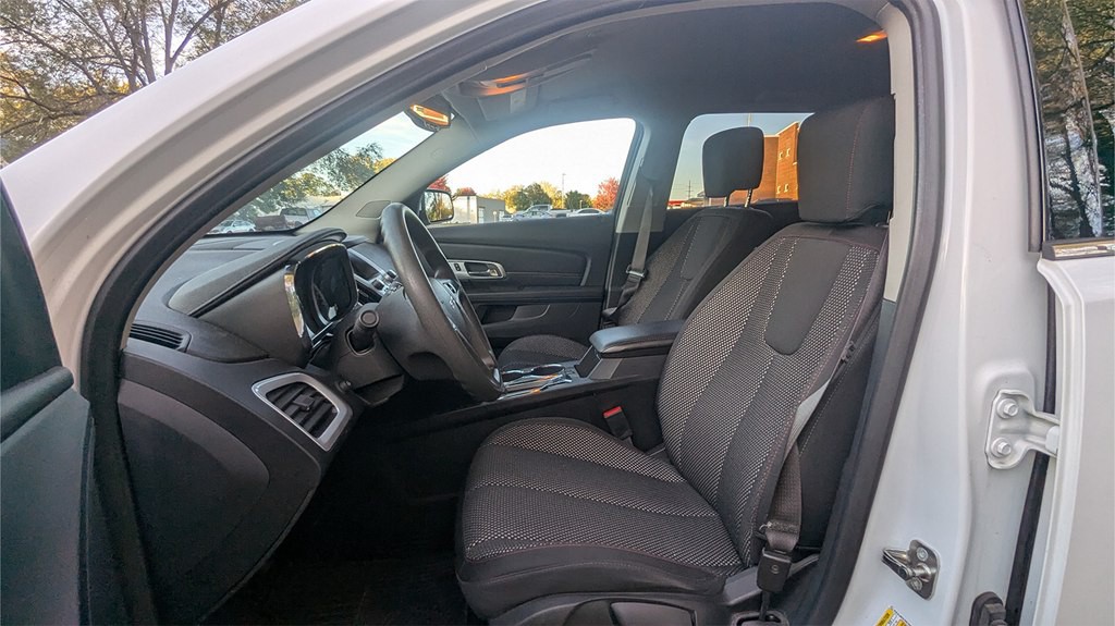 2017 GMC Terrain Image 10