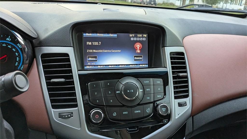 2014 Chevrolet Cruze Image 13