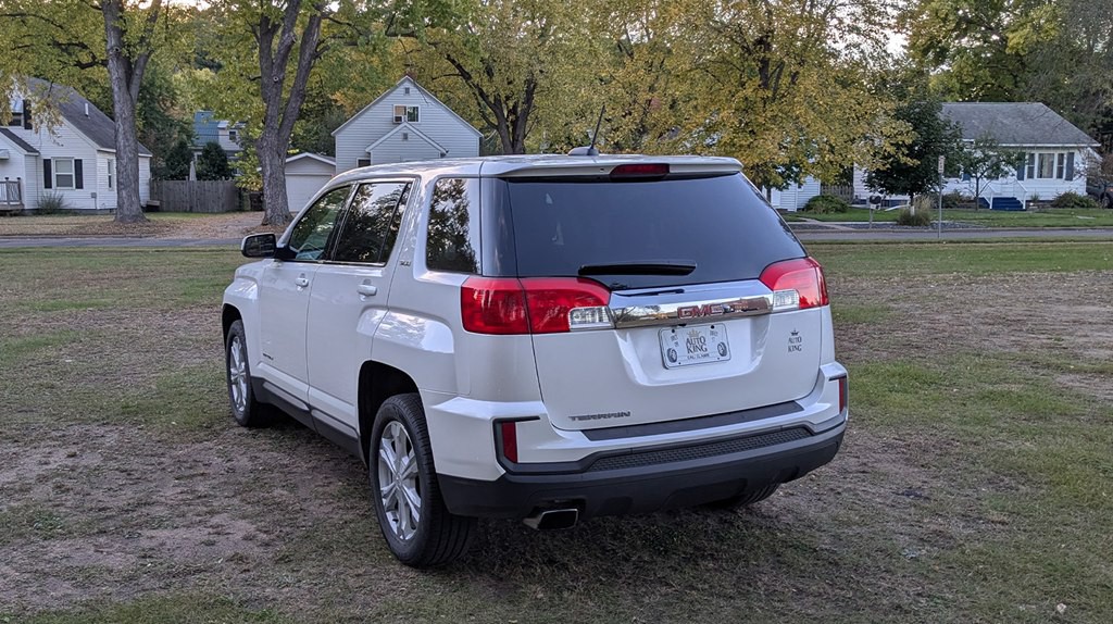 2017 GMC Terrain Image 5