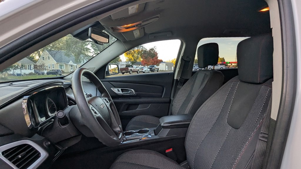 2017 GMC Terrain Image 10