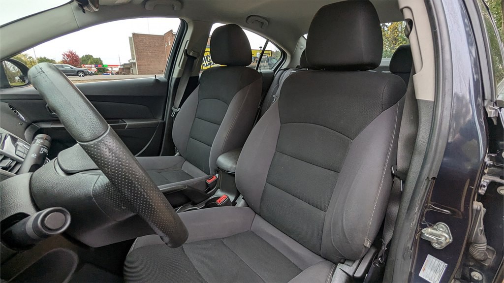2016 Chevrolet Cruze Image 10