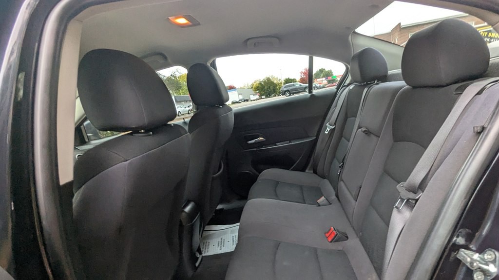 2016 Chevrolet Cruze Image 19