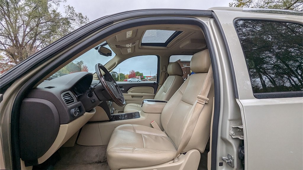 2014 GMC Yukon Image 9