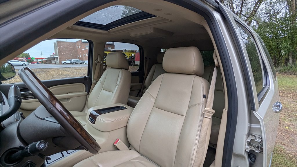 2014 GMC Yukon Image 10
