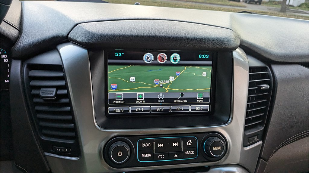 2015 Chevrolet Suburban Image 15