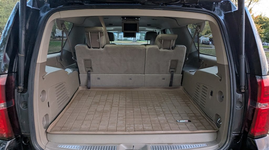 2015 Chevrolet Suburban Image 25