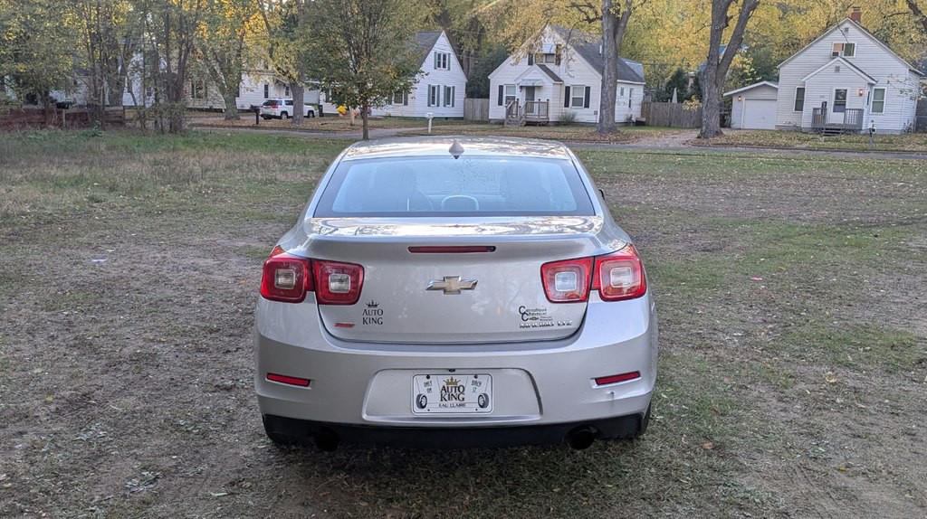 2014 Chevrolet Malibu Image 4