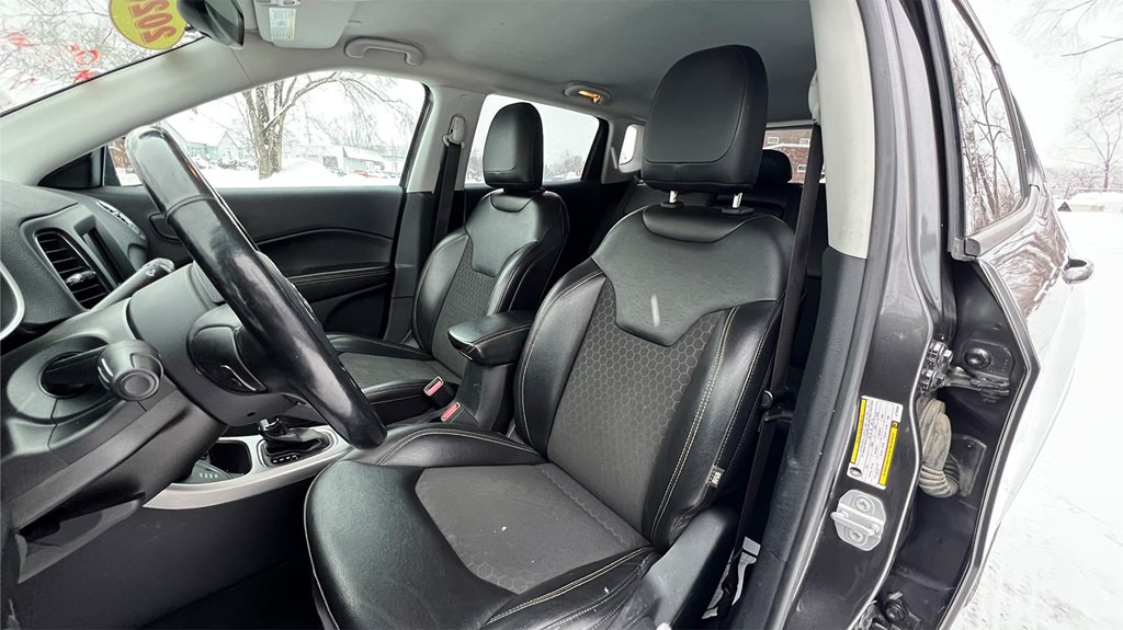 2020 Jeep Compass Image 9