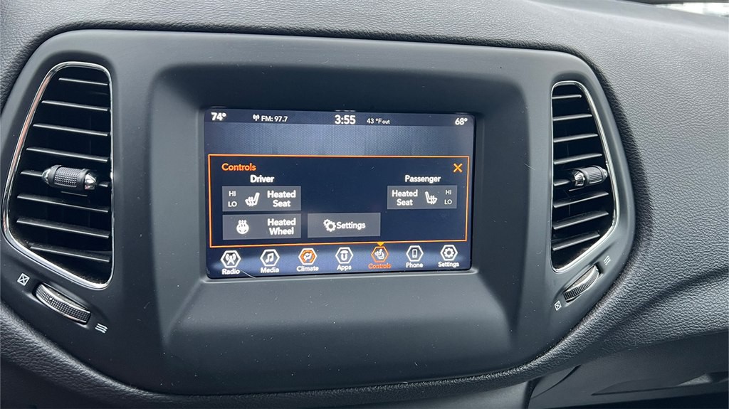 2020 Jeep Compass Image 15