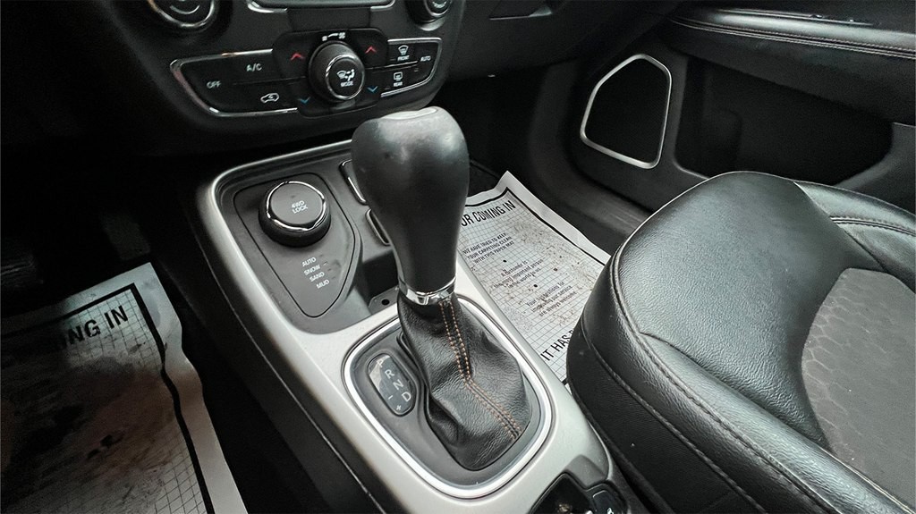 2020 Jeep Compass Image 19