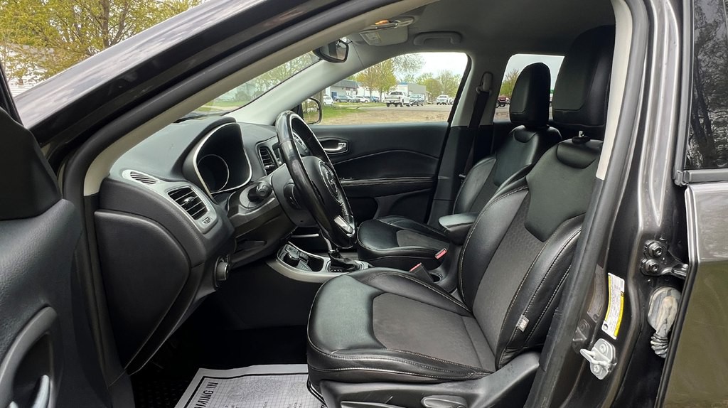 2020 Jeep Compass Image 10