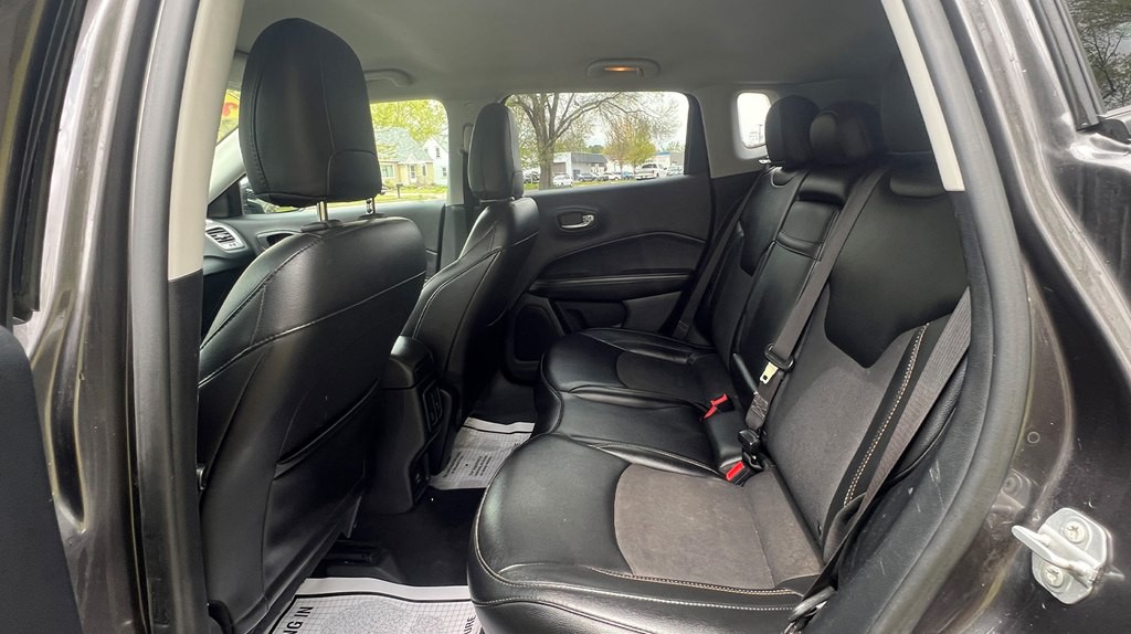 2020 Jeep Compass Image 24