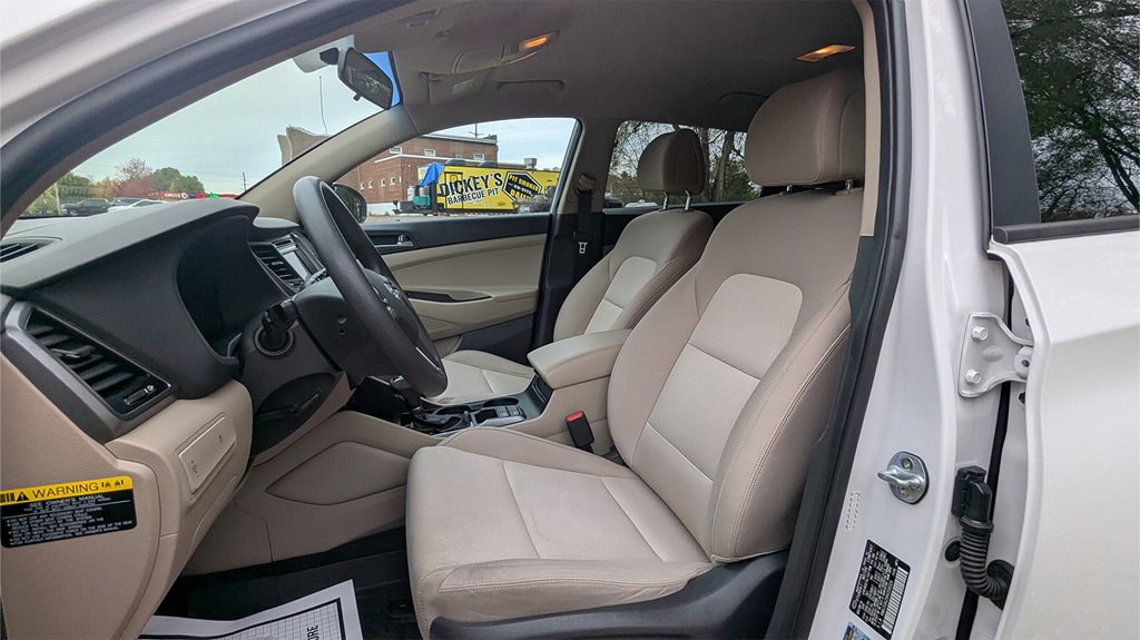 2017 Hyundai Tucson Image 10