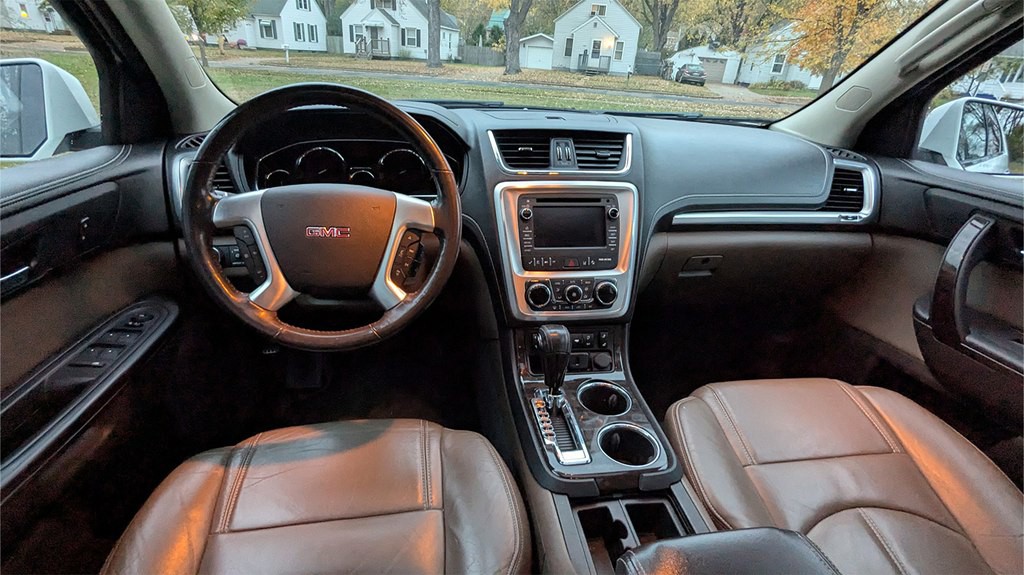 2016 GMC Acadia Image 11