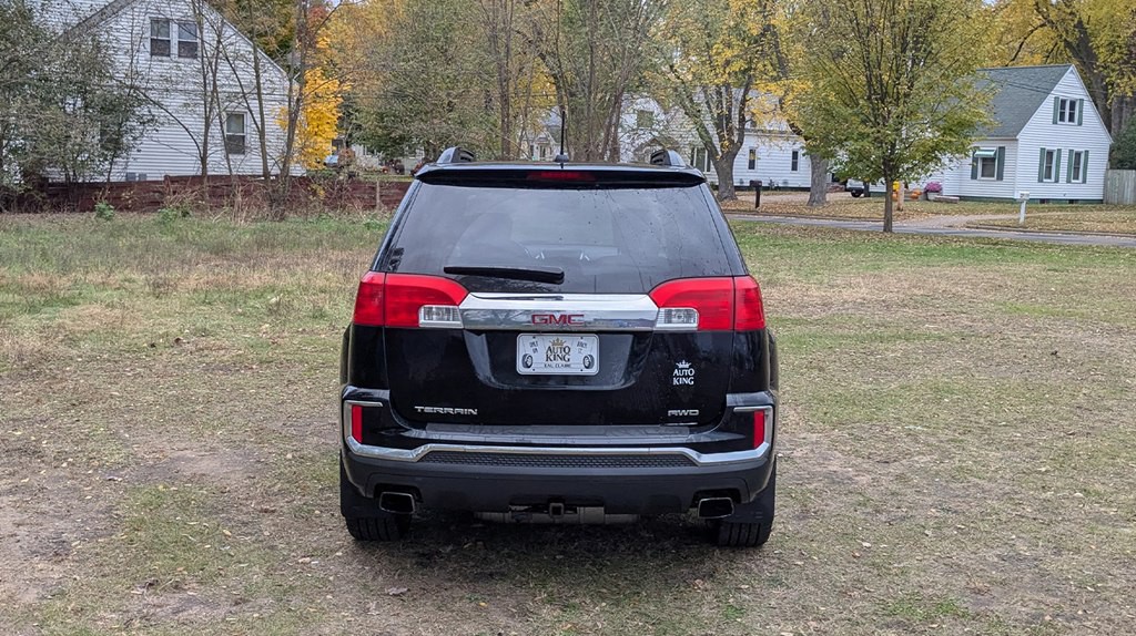 2017 GMC Terrain Image 4