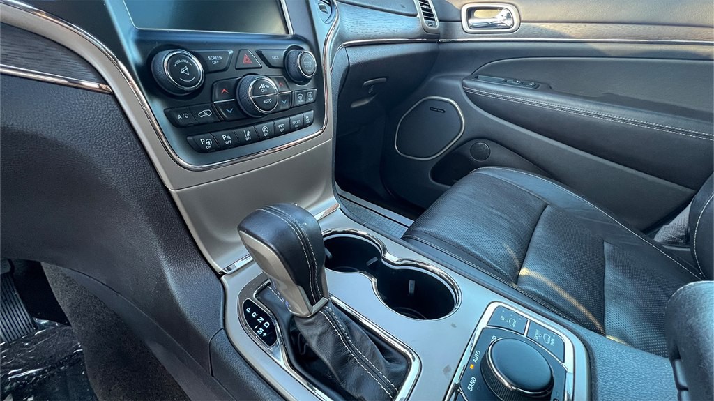 2017 Jeep Grand Cherokee Image 17