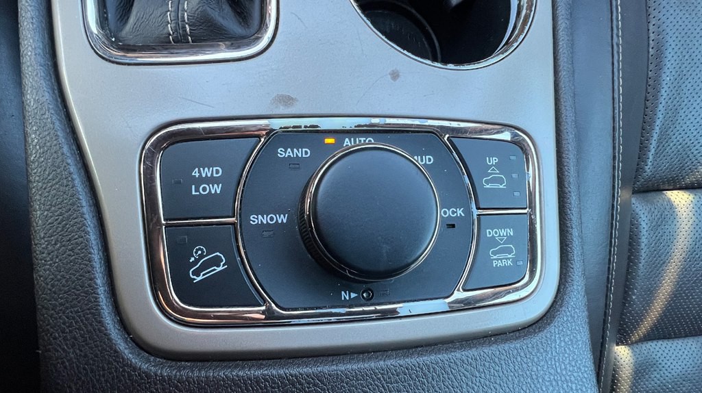 2017 Jeep Grand Cherokee Image 18