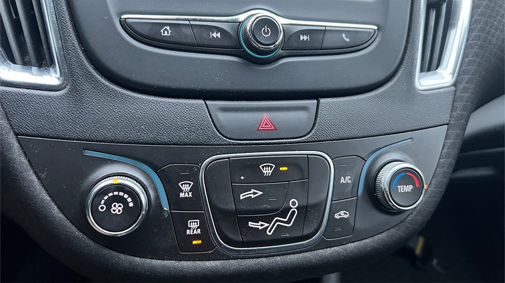 2018 Chevrolet Malibu Image 17