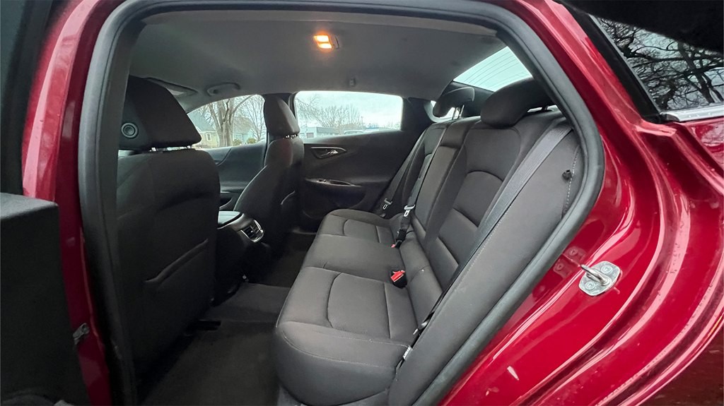 2018 Chevrolet Malibu Image 22