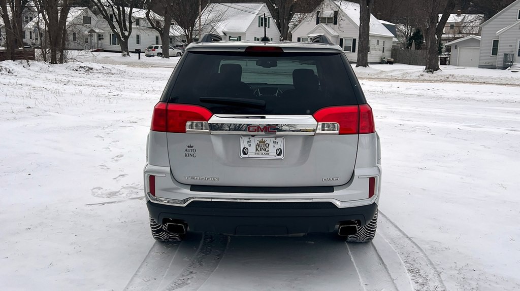 2017 GMC Terrain Image 4