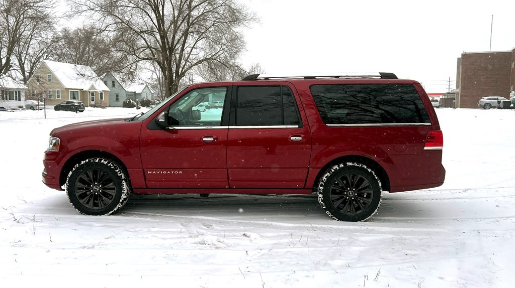 2015 Lincoln Navigator Image 6