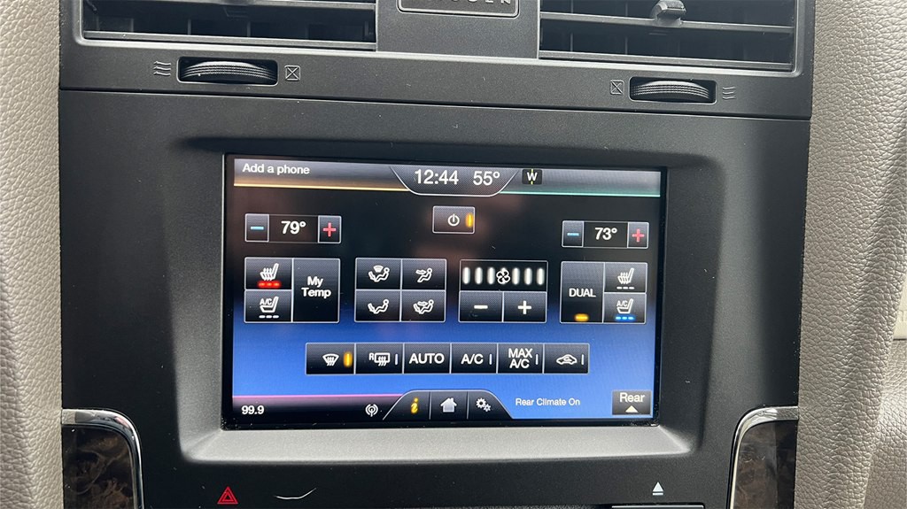 2015 Lincoln Navigator Image 17