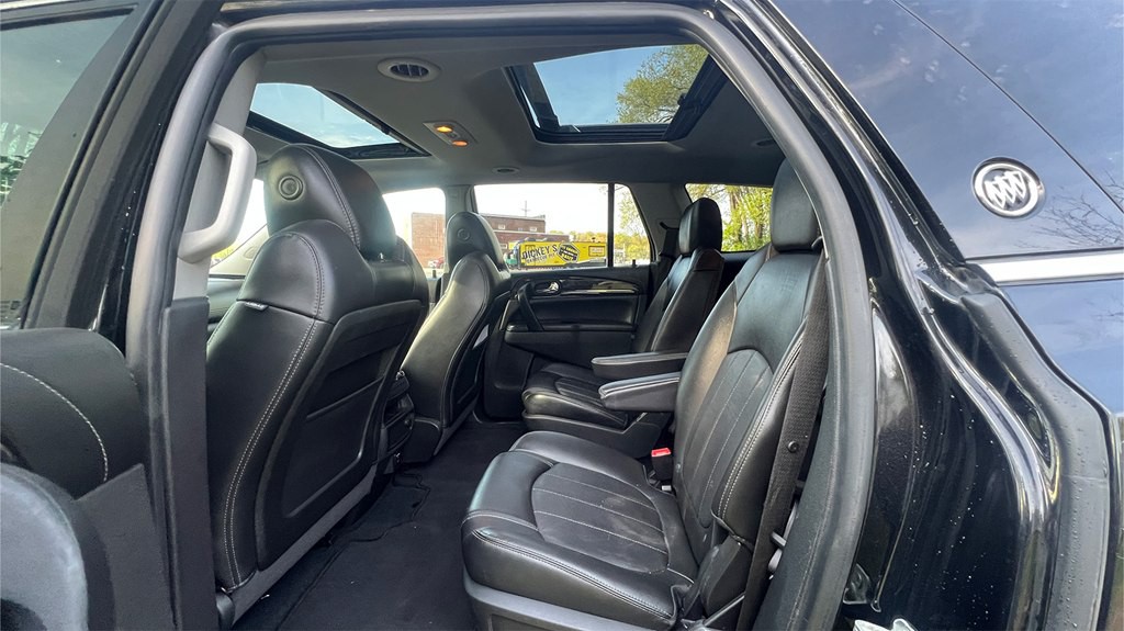 2016 Buick Enclave Image 21
