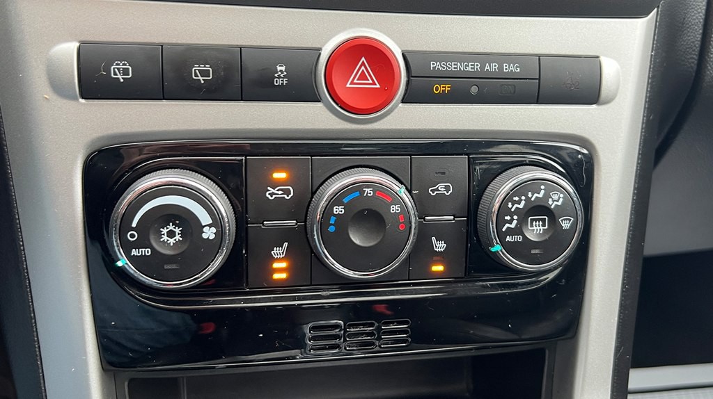 2014 Chevrolet Captiva Image 15