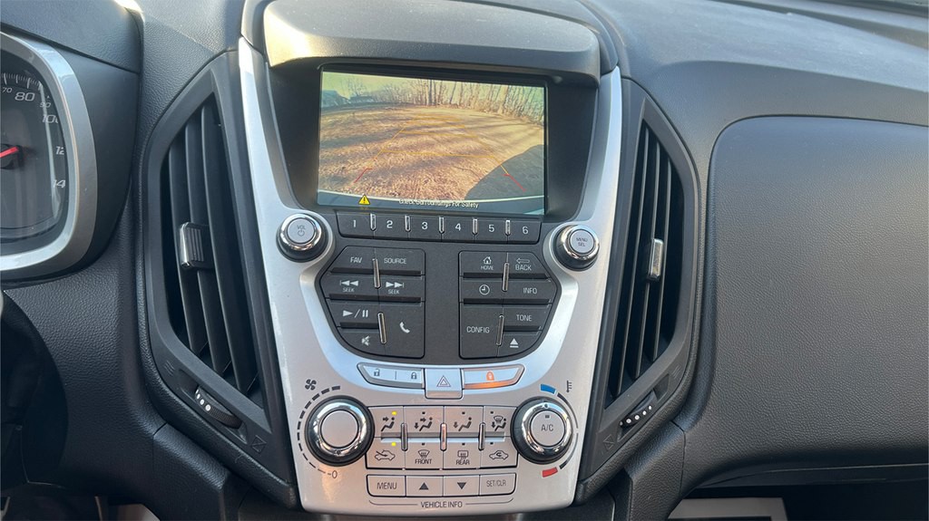 2015 Chevrolet Equinox Image 14
