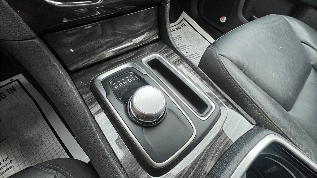 2017 Chrysler 300 Image 20
