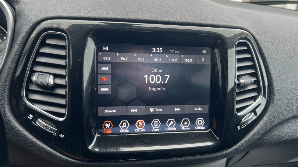 2018 Jeep Compass Image 14