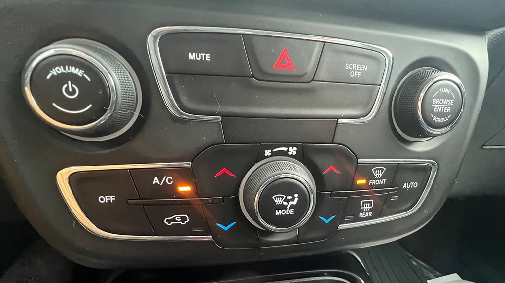 2018 Jeep Compass Image 18