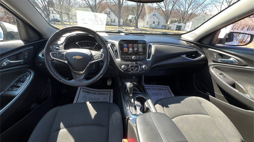 2016 Chevrolet Malibu Image 11