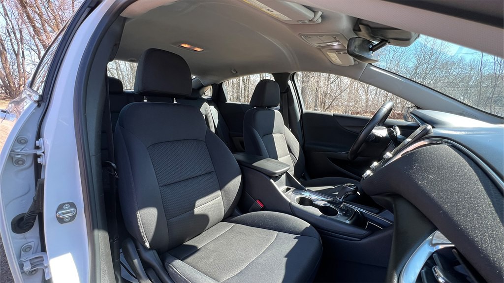 2016 Chevrolet Malibu Image 20