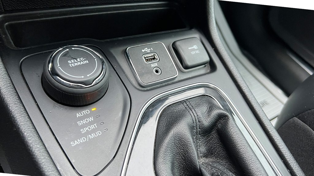 2019 Jeep Cherokee Image 18