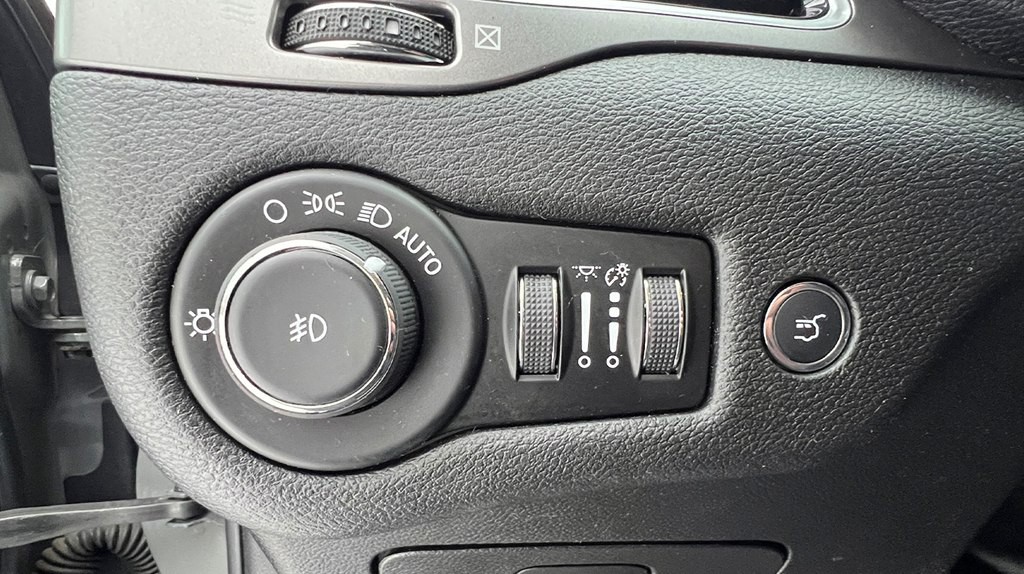 2019 Jeep Cherokee Image 20